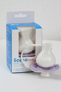 Биберон залъгалка с държач и протектор/кутийка iiamo string + peace