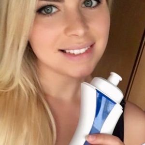 Класическа бебешка бутилка iiamo home +Накрайник за пиене iiamo drink
