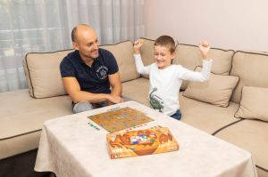 Настолна игра 4 камъка 