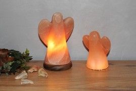 Лампа - малък ангел от хималайска сол - 0,800 кг. 